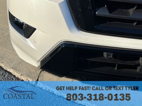 Used 2024 Nissan Armada SL w/ Midnight Edition Package image 38