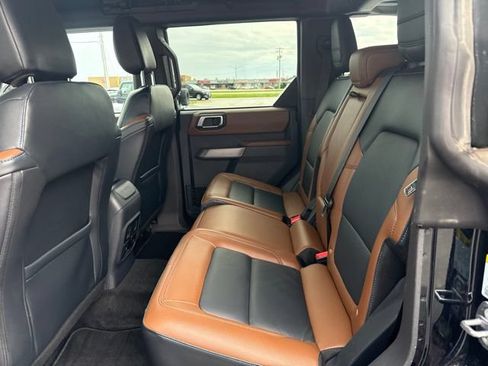 Used 2023 Ford Bronco Outer Banks w/ Sasquatch Package AWD/4WD image 24