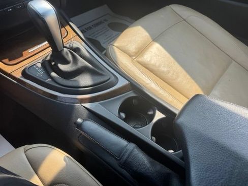 Used 2013 BMW 128i Convertible RWD image 28