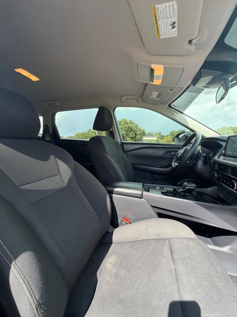 Used 2024 Nissan Rogue S FWD image 14