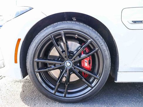 Used 2023 BMW 330e w/ M Sport Package image 11