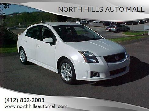 Used 2010 Nissan Sentra 2.0 SR FWD image 1