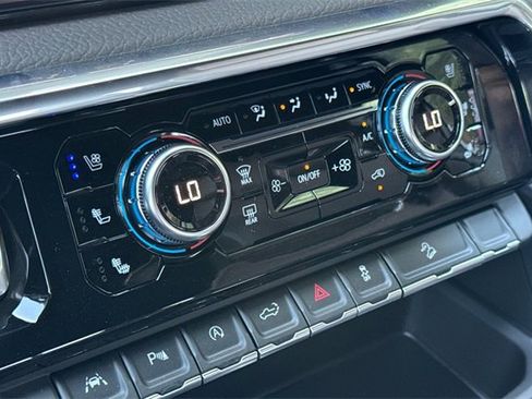 New 2025 GMC Sierra 1500 Denali image 24