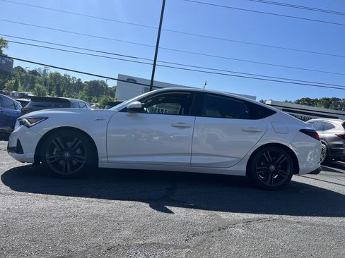 Used 2024 Acura Integra A-Spec image 2