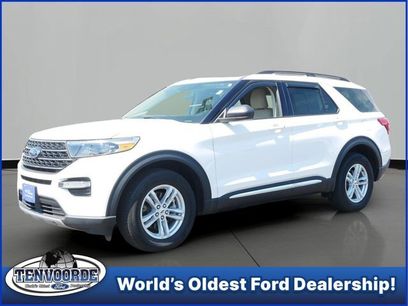 Certified 2024 Ford Explorer XLT w/ Equipment Group 202A