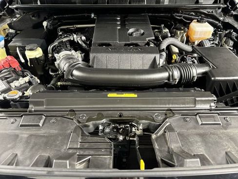 Used 2023 Nissan Frontier SV w/ Midnight Edition Package image 23
