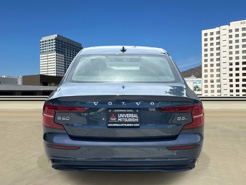 Used 2024 Volvo S60 B5 Core AWD/4WD image 4