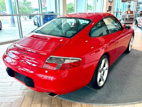 Used 2001 Porsche 911 Carrera RWD image 10