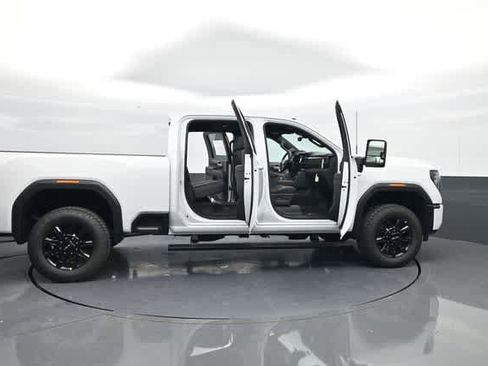 New 2025 GMC Sierra 2500 AT4 w/ AT4 Premium Plus Package image 94