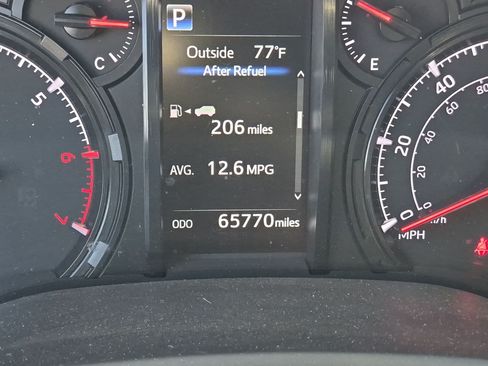 Used 2021 Toyota 4Runner SR5 Premium w/ Moonroof Package RWD image 21