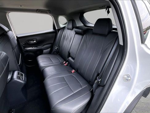 Used 2025 Acura ADX FWD image 18