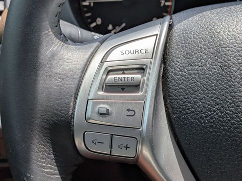 Used 2017 Nissan Altima 2.5 SV FWD image 19