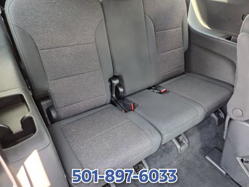 Used 2024 Chevrolet Traverse LT FWD image 14