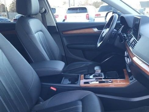 Used 2023 Audi Q5 2.0T Premium image 17