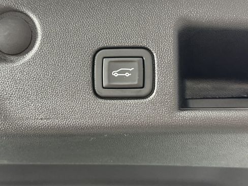 Used 2024 Chevrolet Equinox LT AWD/4WD image 22