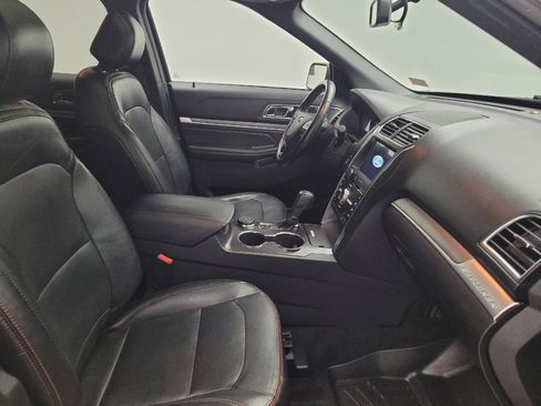 Used 2017 Ford Explorer Sport image 21