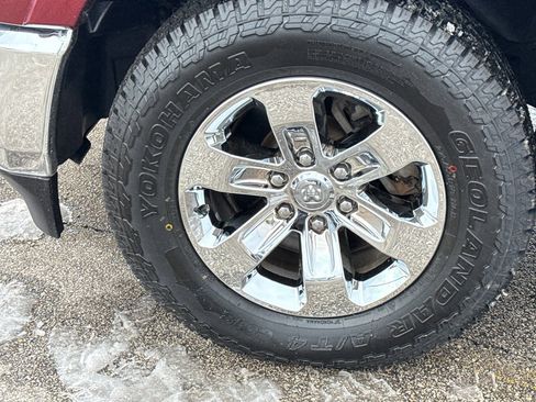 Used 2022 RAM 1500 Laramie image 9