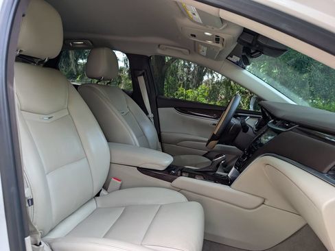 Used 2016 Cadillac XTS Luxury w/ Driver Awareness Package FWD image 14