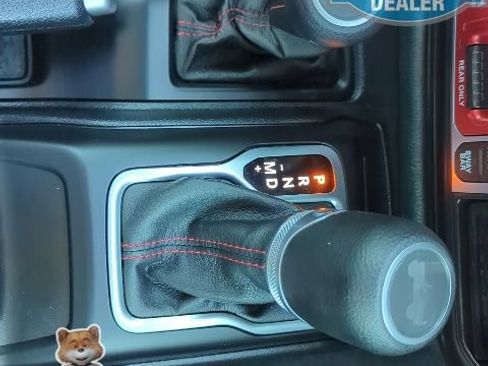 Used 2021 Jeep Wrangler Unlimited Rubicon AWD/4WD image 10