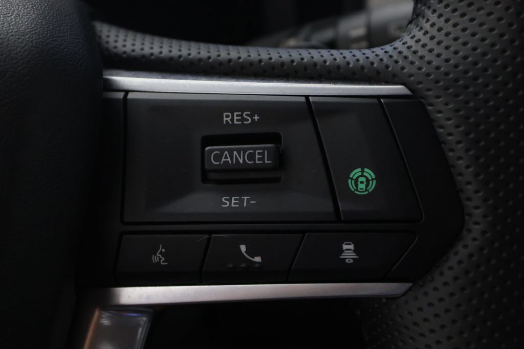 Used 2025 Mitsubishi Outlander SE FWD image 26