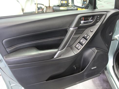 Used 2018 Subaru Forester 2.5i Touring image 19