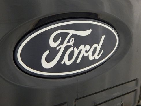 New 2025 Ford F150 Lariat w/ Equipment Group 501A Mid image 5