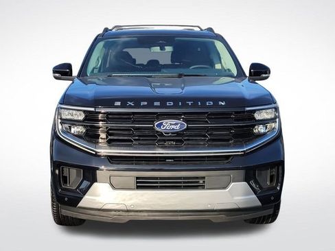 New 2025 Ford Expedition Max Platinum w/ Platinum Ultimate Package image 2