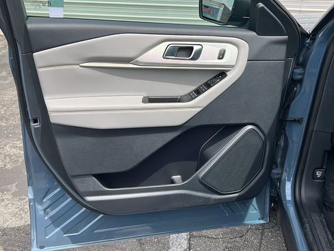 New 2026 Ford Explorer Active w/ Active Comfort Package RWD image 14