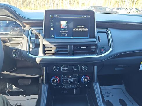 Used 2022 Chevrolet Tahoe LT w/ Luxury Package image 25