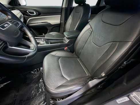 Used 2022 Jeep Compass Limited w/ Sun and Sound Group AWD/4WD image 11