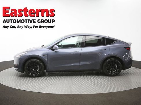 Used 2021 Tesla Model Y Long Range AWD/4WD image 54