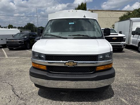 New 2025 Chevrolet Express 3500 w/ Power Convenience Package image 3