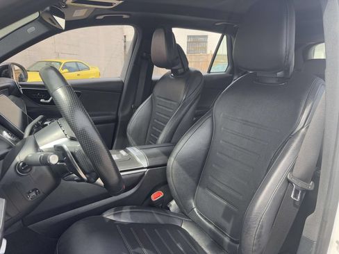Used 2025 Mercedes-Benz GLC 43 AMG 4MATIC image 27