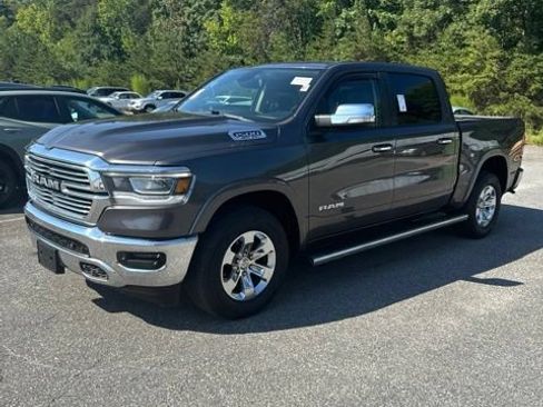 Used 2020 RAM 1500 Laramie AWD/4WD image 2