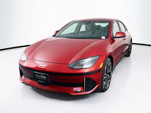 Used 2024 Hyundai Ioniq 6 SEL RWD image 3