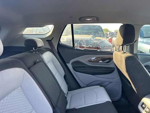 Used 2019 GMC Terrain SLE w/ Driver Convenience Package FWD image 8