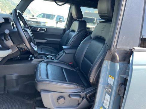Used 2022 Ford Bronco Badlands w/ Sasquatch Package AWD/4WD image 25