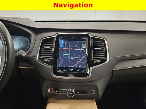 Used 2022 Volvo XC90 T8 Inscription image 25