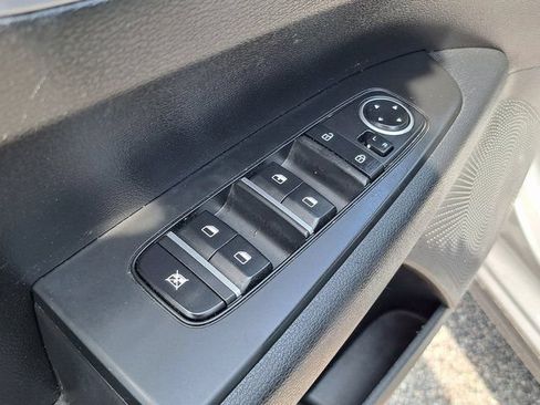 Used 2024 Kia Forte LXS FWD image 20