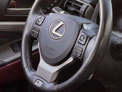 Used 2018 Lexus RC 300 AWD image 31