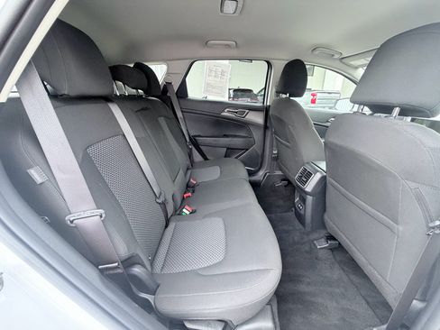 Used 2026 Kia Sportage LX FWD image 24