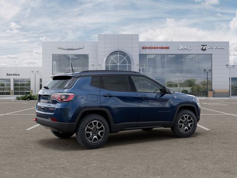 New 2026 Jeep Compass Trailhawk AWD/4WD image 31