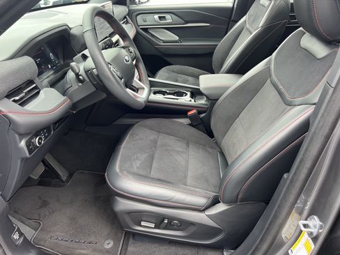 Used 2025 Ford Explorer ST w/ Sun And Sound Package AWD/4WD image 11