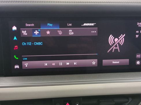 Used 2025 Porsche Cayenne image 18