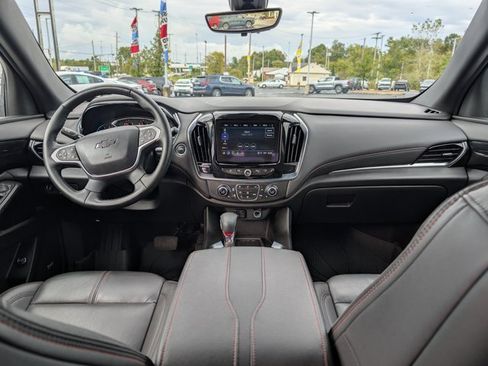 Used 2023 Chevrolet Traverse RS w/ LPO, Floor Liner Package image 11