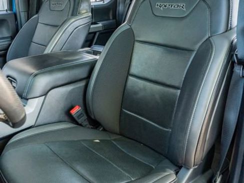 Used 2019 Ford F150 Raptor w/ Equipment Group 802A Luxury AWD/4WD image 19