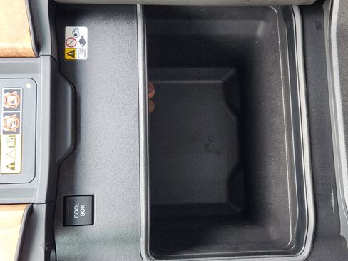 Certified 2025 Lexus LX 700h Luxury image 23