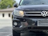 Used 2015 Volkswagen Tiguan SE image 5