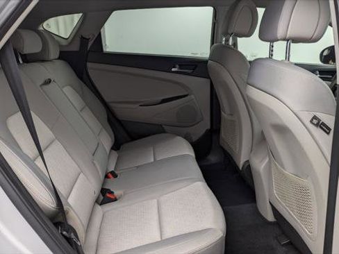 Used 2017 Hyundai Tucson SE image 19
