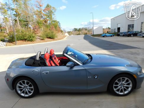 Used 2006 BMW Z4 3.0i RWD image 32